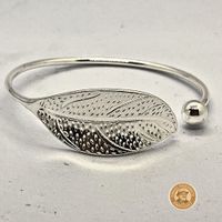Eleganter 925 Silber Armreif, Blatt Design, offen modern