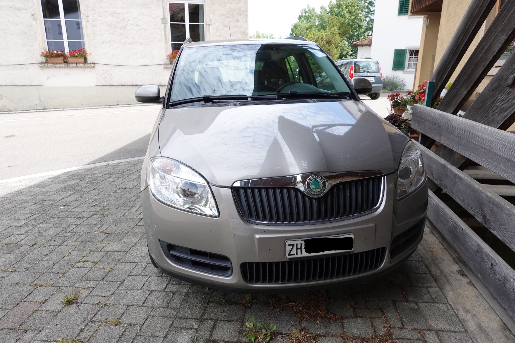 Skoda Automobili: SKODA Fabia 2 Kombi Diesel – Usato da Pfungen venduto da Dorf59 4
