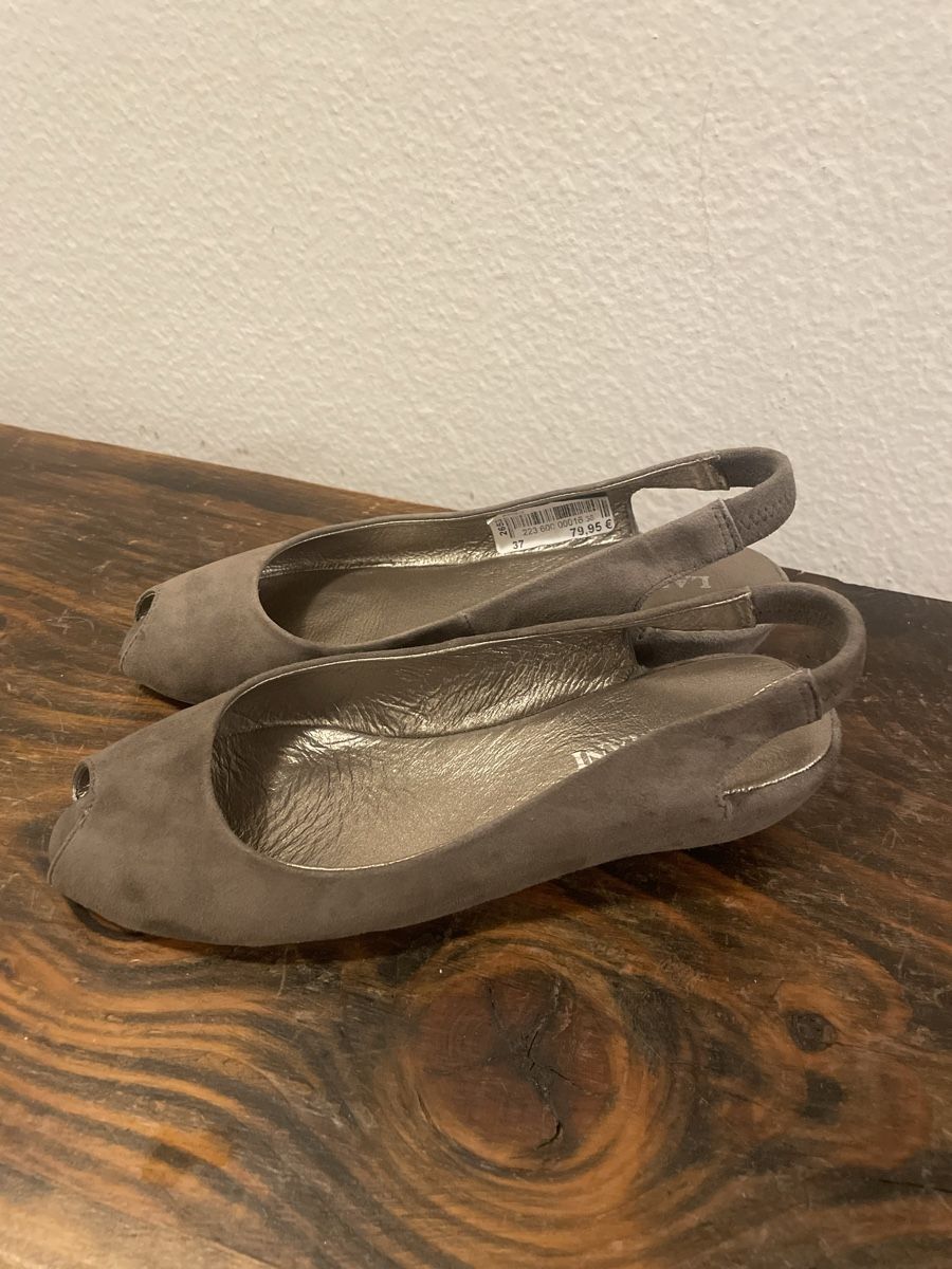 Lazamani Damenschuhe: Ledersandalen Lazamani – Neu (gemäss Beschreibung) aus Horn von Jronimo 1
