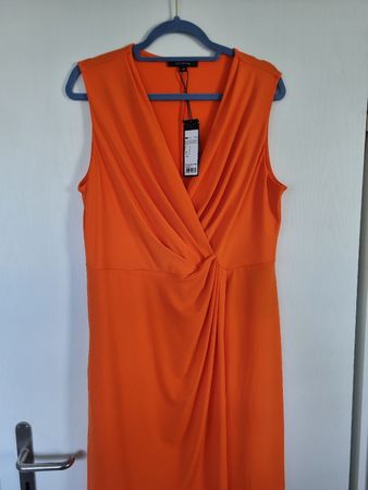 Elegantes Sommerkleid in Orange Grösse 42👗🧡☀️