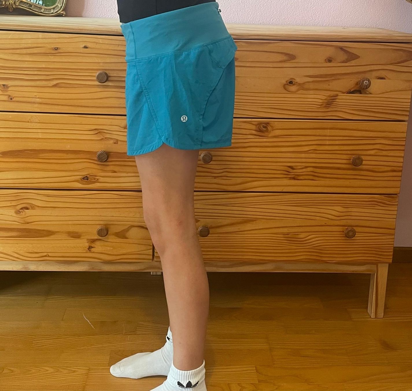 Lululemon Pantaloni: Lululemon Laufshorts Gr. 8 – Usato da Arni AG venduto da Jaggy36 1
