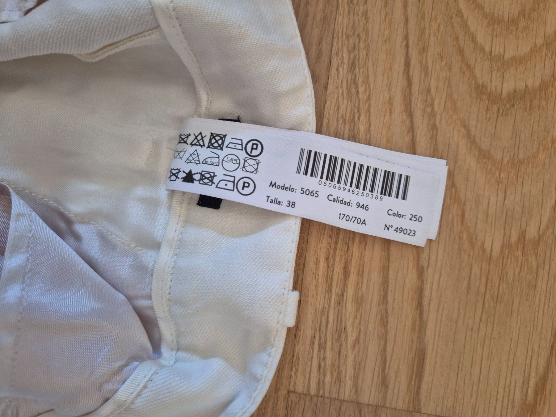 Massimo Dutti Pantaloni: Massimo Dutti Hose aus Stretch-Leinen Off-White – Nuovo e nell'imballaggio originale da Bern venduto da dia_yv66 4