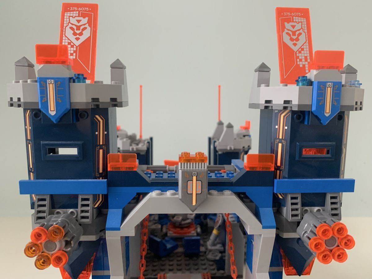 Lego Giocattoli: Lego Nexo Knights Fortrex70317 – Usato da Killwangen venduto da Zermatt5 5