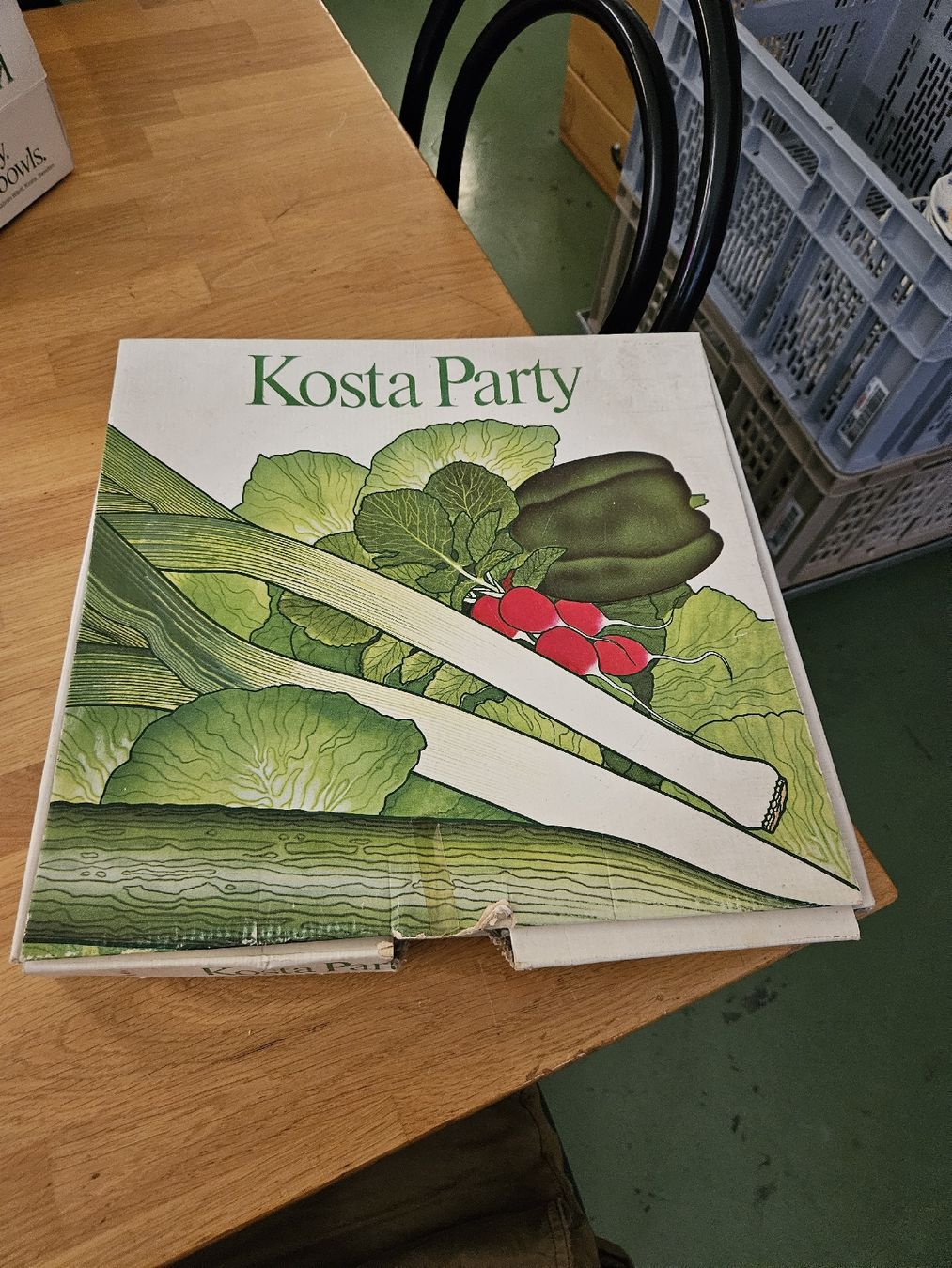 Kosta Boda Plateaux: Kosta Boda Servierteller 33cm – D'occasion à Pratteln par Cartonsducoeur_bl