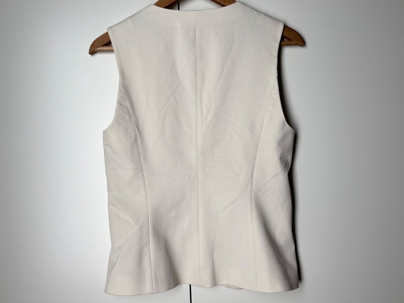 H&M Gilet & Giacche senza maniche: White Tailored Waistcoat – Usato da Zürich venduto da Katie8810 1