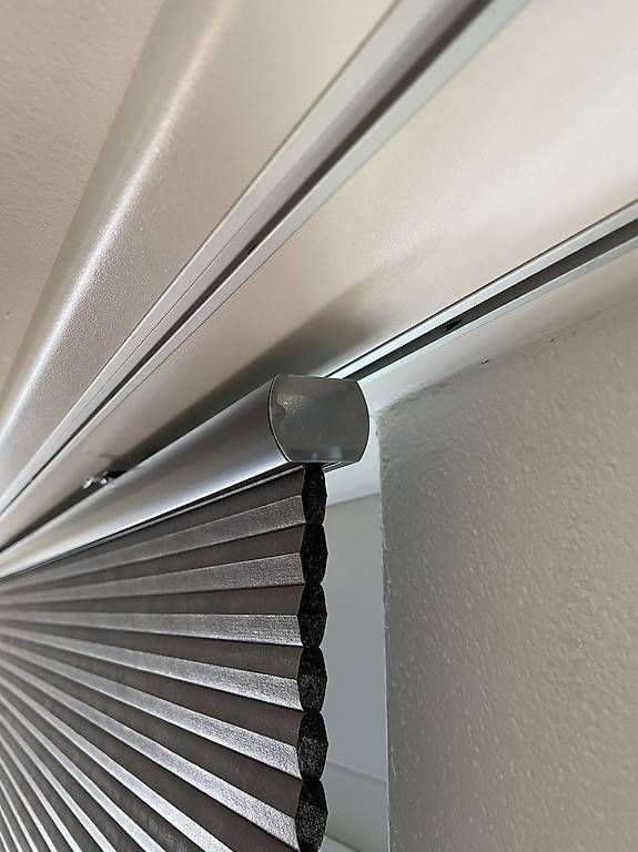 Tende: Fensterrollos – Usato da Winterthur venduto da Lucoelen 1