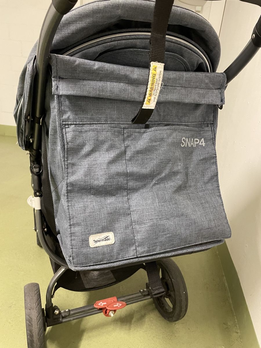 Carrozzine: Gebrauchter Valco Baby Snap 4 Kinderwagen – Usato da Winterthur venduto da NaNa24 5