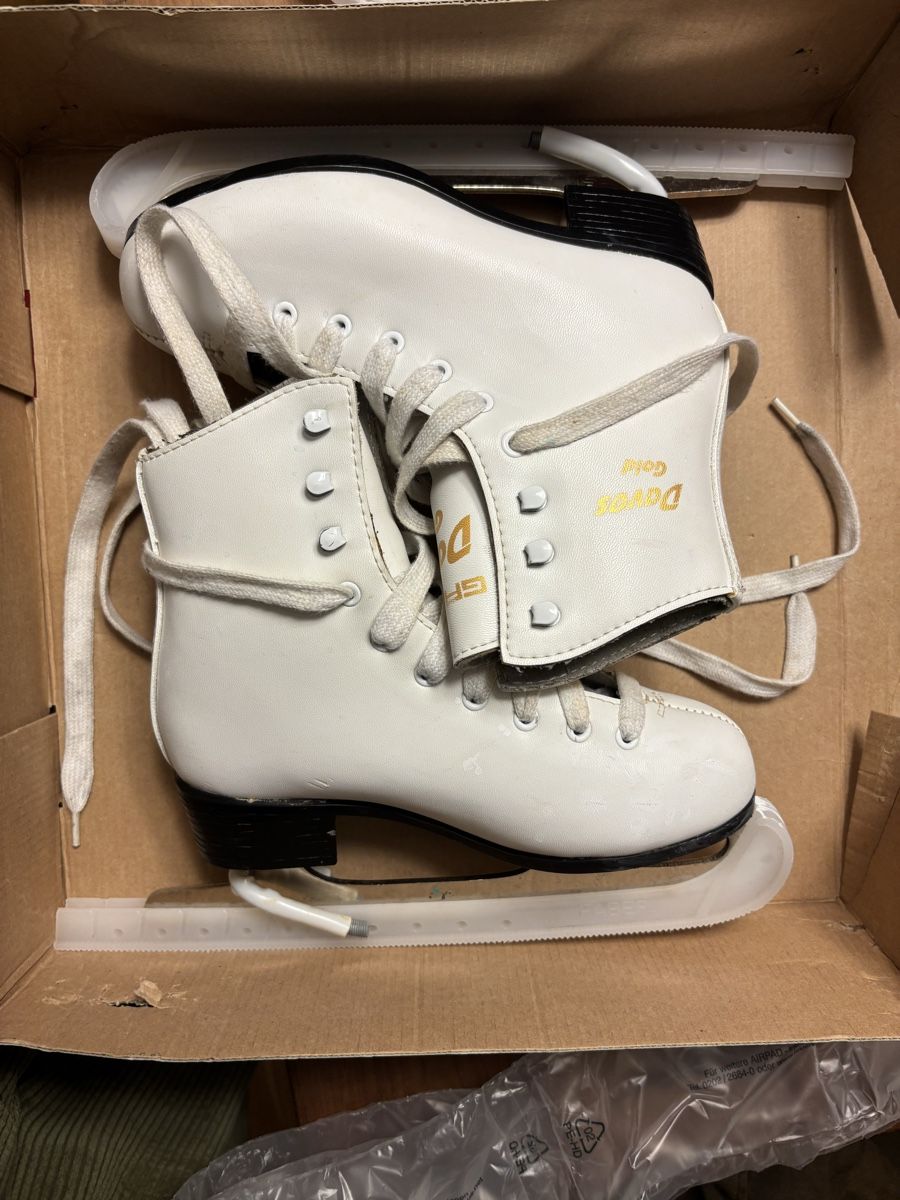 Graf Patins à glace: Schlittschuhe Graf  Grösse 34 – D'occasion à Riehen par re-anubis