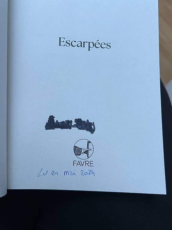 Libri: Livre Escarpées - Marlène Mauris – Usato da Bossonnens venduto da noemie_01 2