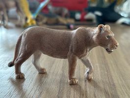 Schleich Löwin Sammelfigur