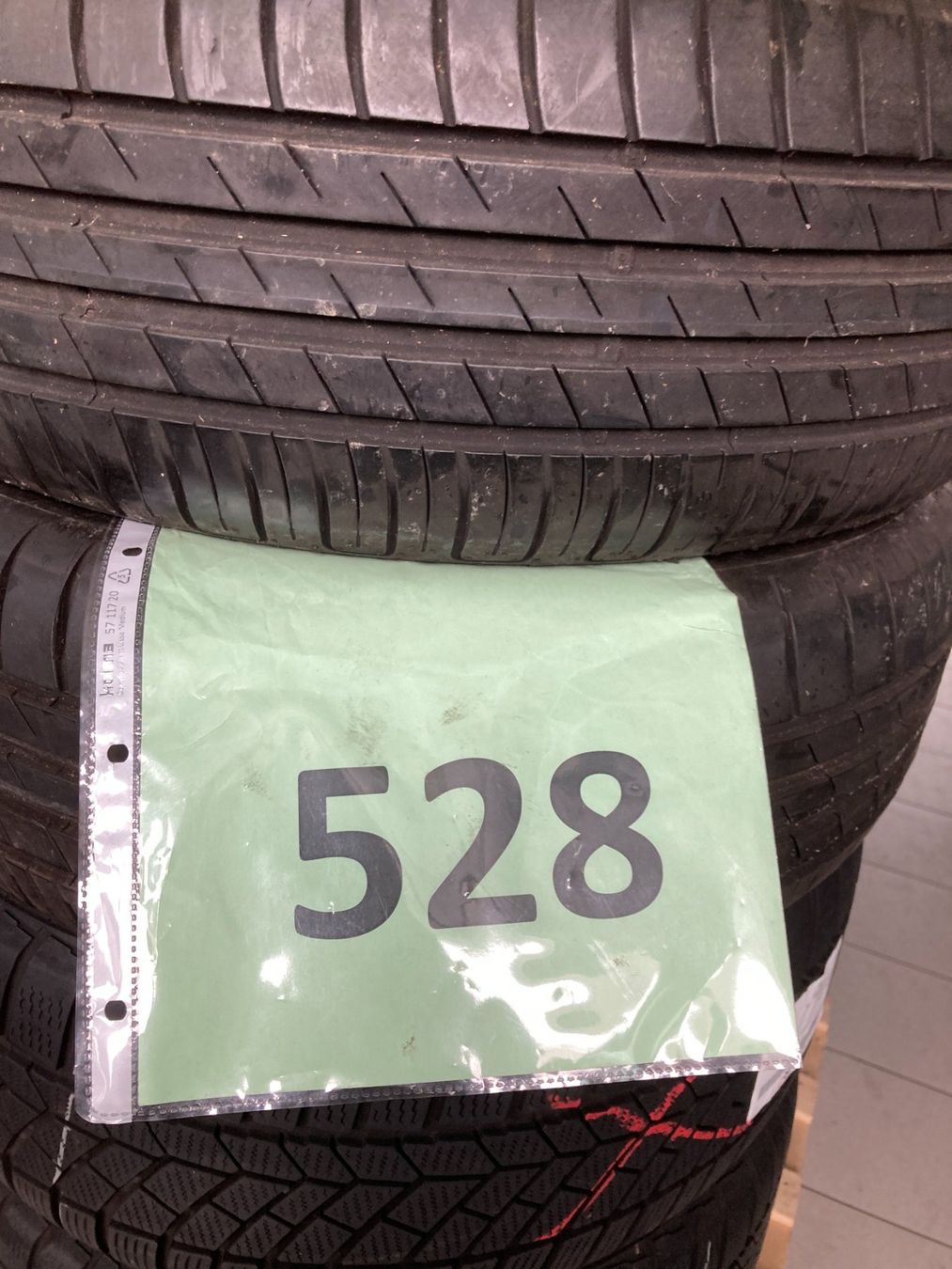 Pirelli Pneus & Kompletträder: 205/60R16 Sommerpneu Good Year – Gebraucht aus Cham von WB2223 6