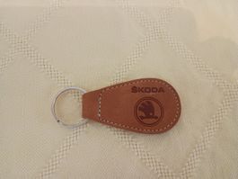 Schlüsselanhänger SKODA Leder, ca. 9.5 cm