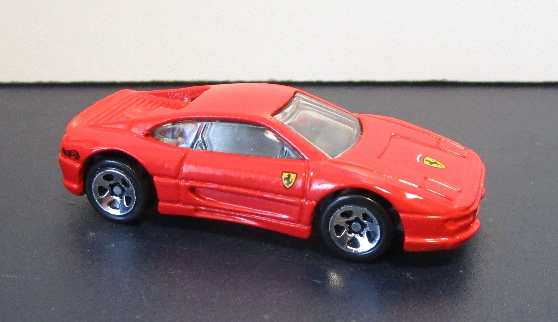 Ferrari Modellini d'auto: HOT WHEELS FERRARI 355  - 24108 – Nuovo (secondo la descrizione) da Chêne-Bourg venduto da breno56
