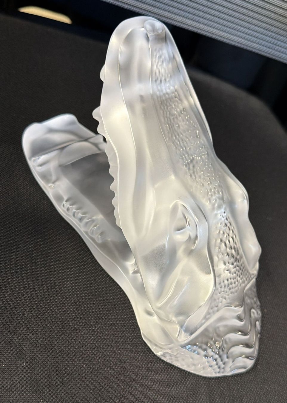 Lalique Statuette: LALIQUE KROKODILFIGUR HANDYHALTER – Usato da Zürich venduto da Frei-Occasionen 3