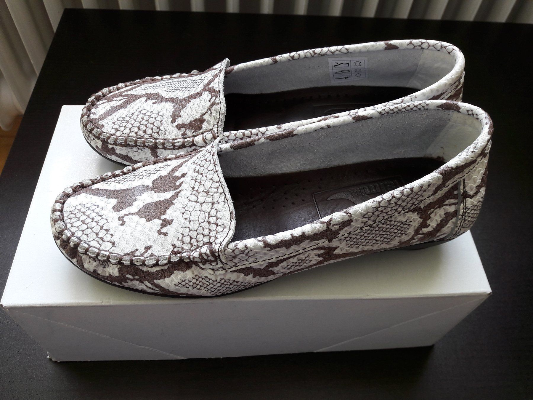 Damenschuhe: Mokassins Leder. La Mia – Neu und originalverpackt aus Glattfelden von Roman2504