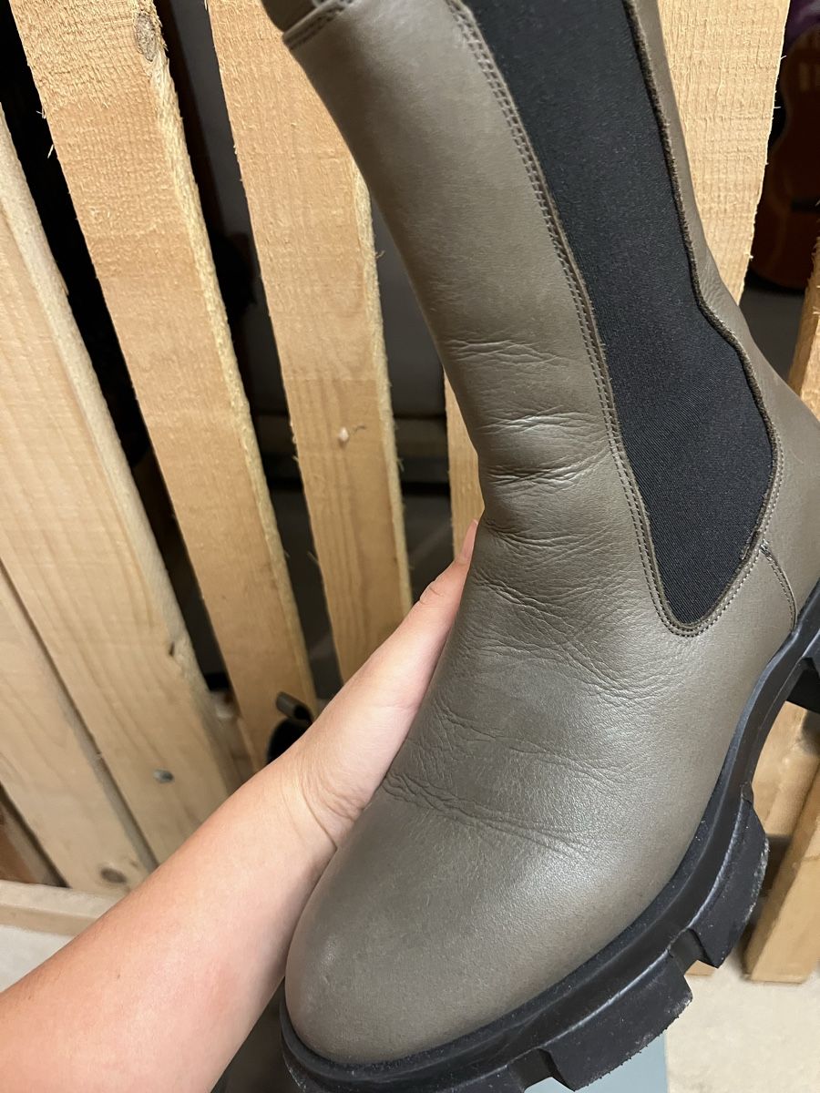 Damenschuhe: Bottines/boots Minelli kaki, cuir, taille 39 – Neu (gemäss Beschreibung) aus Hauterive NE von Lipal 3