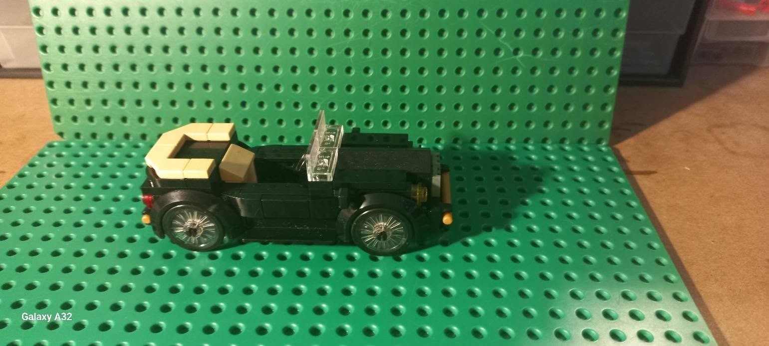Lego Giocattoli: La voiture vintage Lego – Usato da La tour de treme venduto da Legocreation82 3