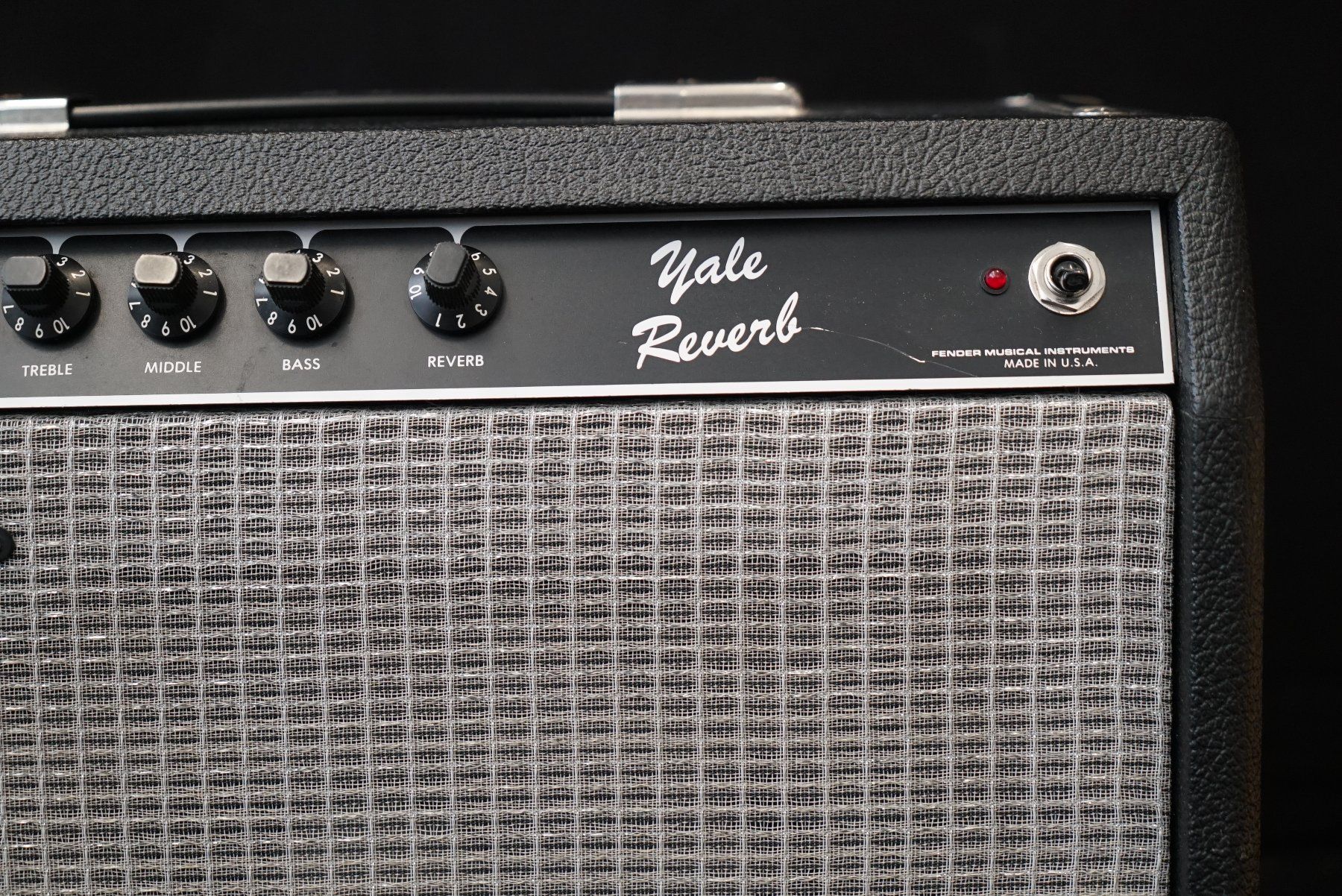 Fender Amplificatori: Fender Yale Reverb 50-Watt 1x12" Solid State 1983-1988 – Usato da Ortschwaben venduto da Musictrade 1