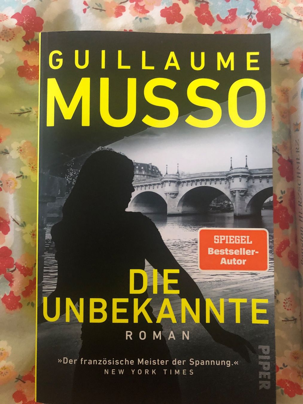 Libri: Die Unbekannte – Usato da Steffisburg venduto da suunnaunn
