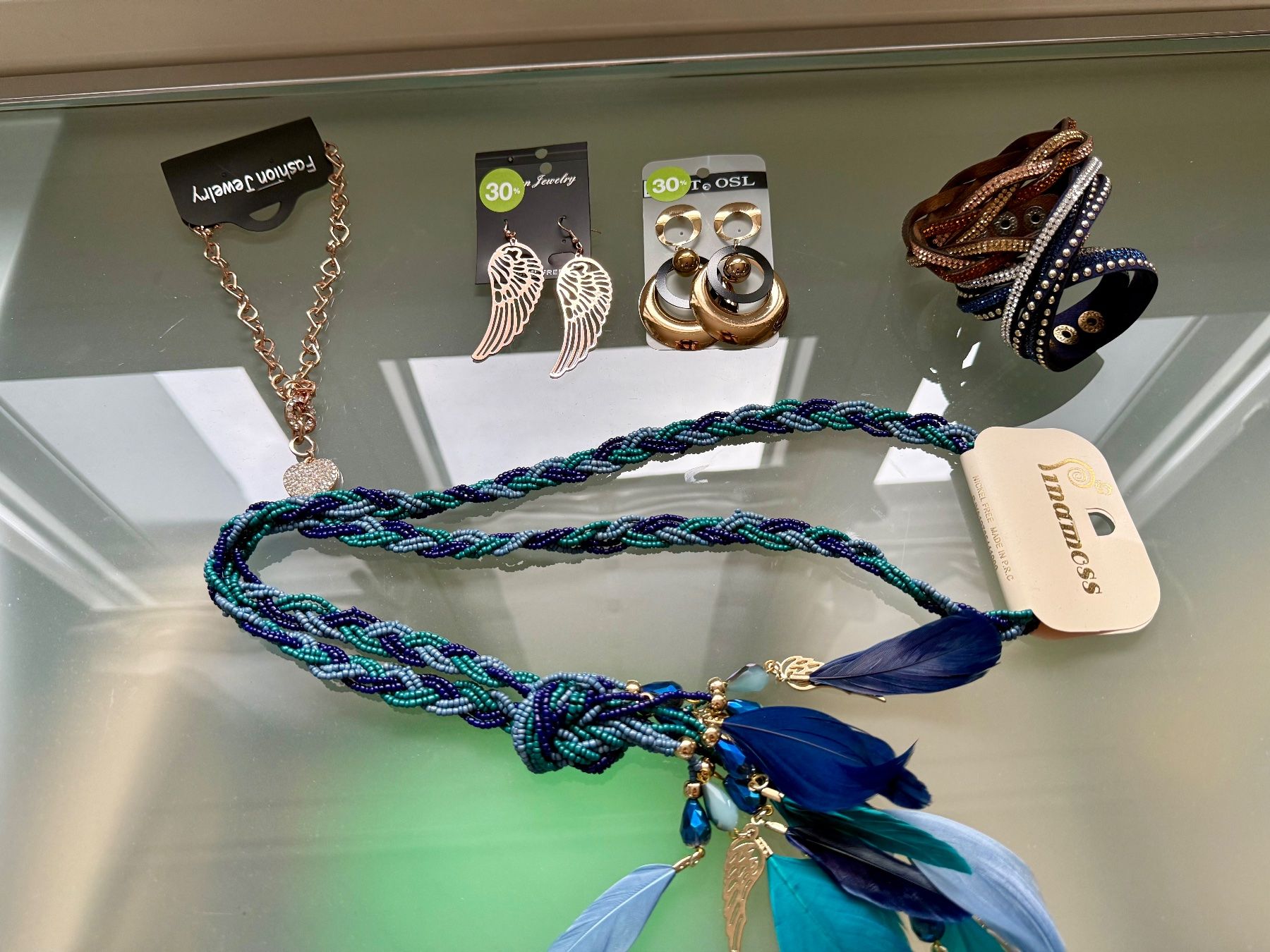Ketten: Modeschmuck 6-teilig - NEU – Neu (gemäss Beschreibung) aus Eschenbach SG von Sums