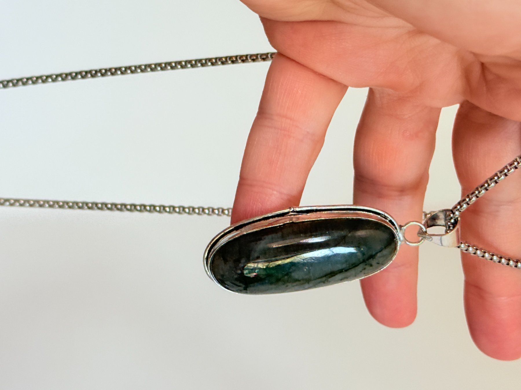 Ketten: Collier avec labradorite - Élégant & Naturel! – Neu und originalverpackt aus Genève von AWWA 3