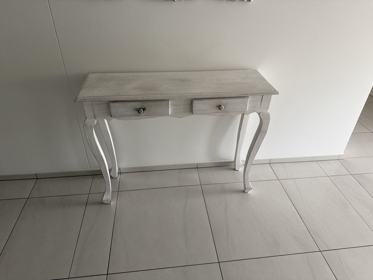Loberon Tische: Shabby Chic Konsolentisch – Gebraucht aus Effretikon von Salmiakki 2