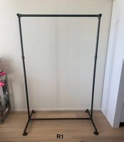 Kleiderständer aus Stahlrohr  Industrial / Loft Style