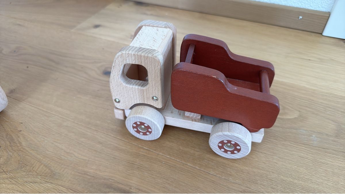 Kipper: Holzlastwagen, Ladefläche kippbar – Gebraucht aus Oltingen von Funnyface