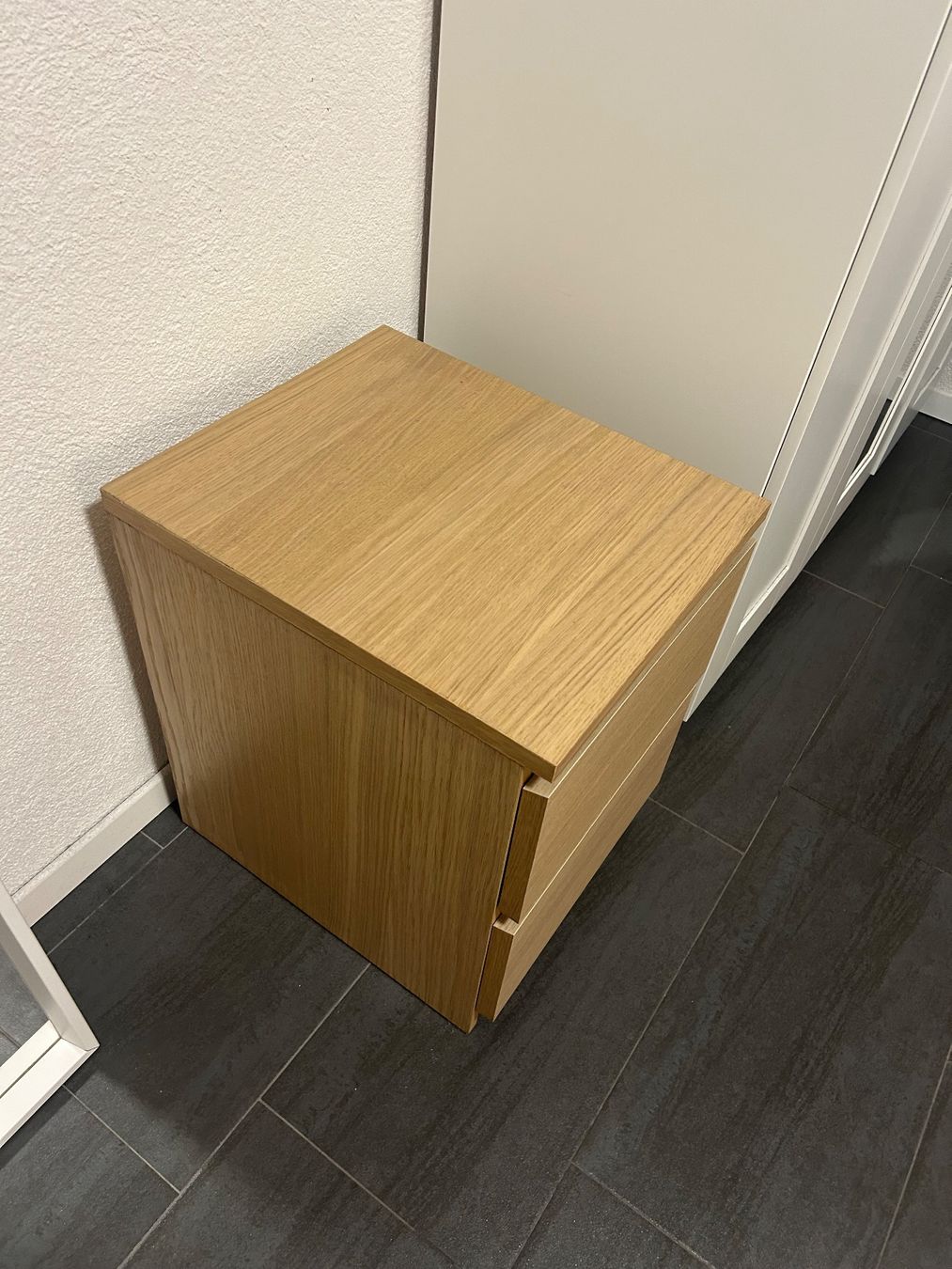 Comodini: Ikea cupboard MALM beige – Usato da Glattbrugg venduto da giu_6ynv 1