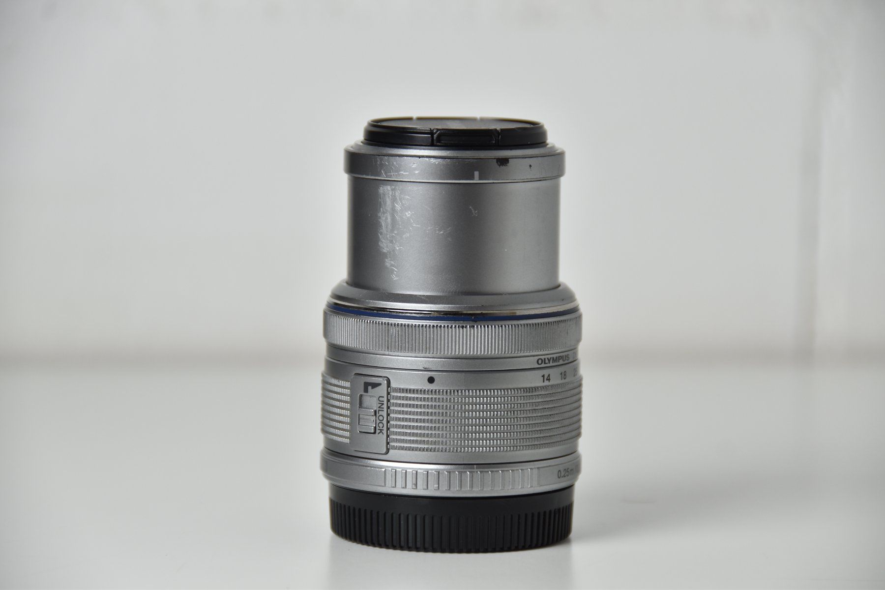 Olympus Obiettivi: Olympus 14-42mm 3.5-5.6 – Usato da Kloten venduto da Photo_Fan 3