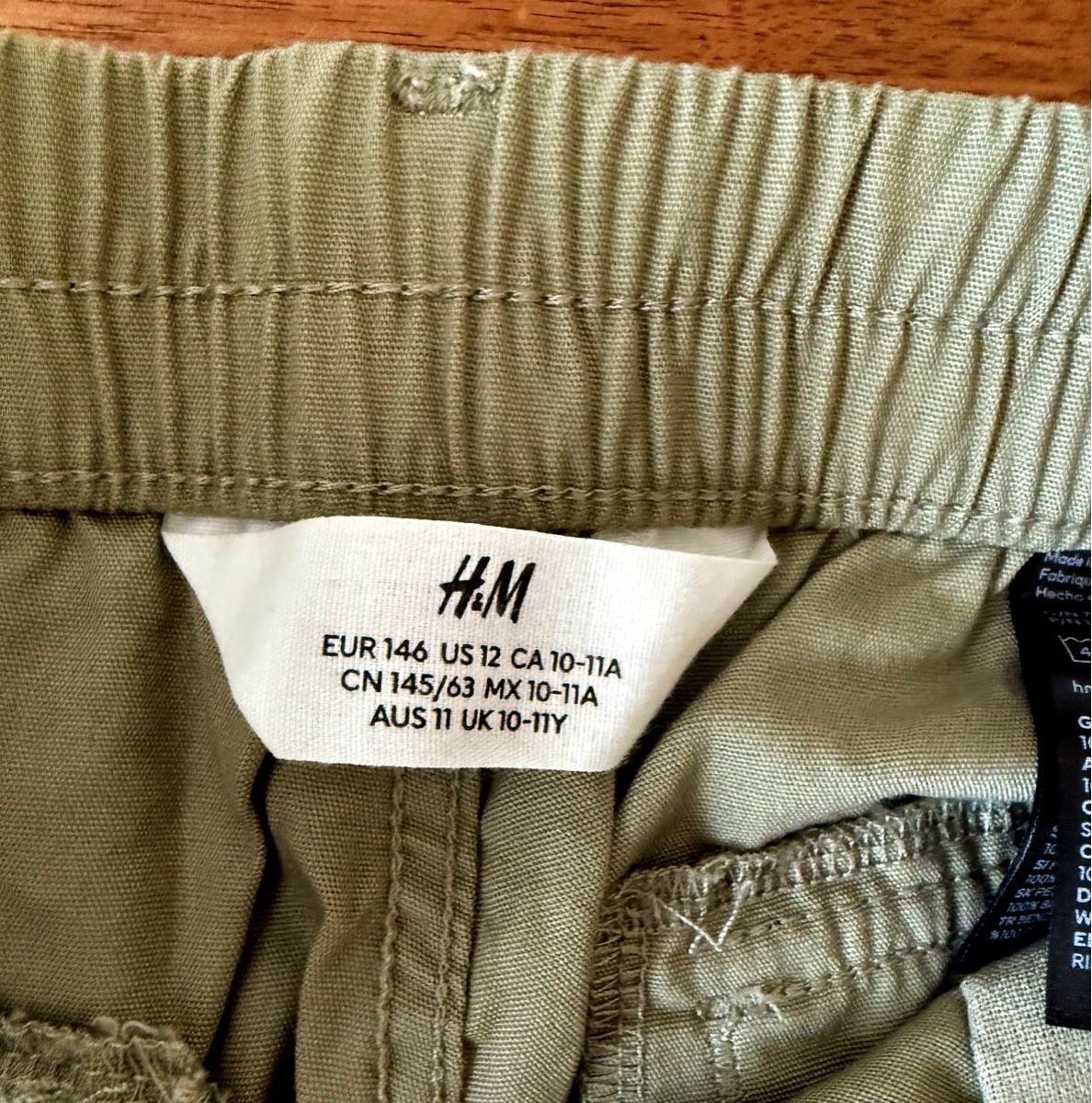 H&M Hosen: Cargo Stoffhose Grösse 146 – Neu (gemäss Beschreibung) aus Horgen von adr_6ynz 1