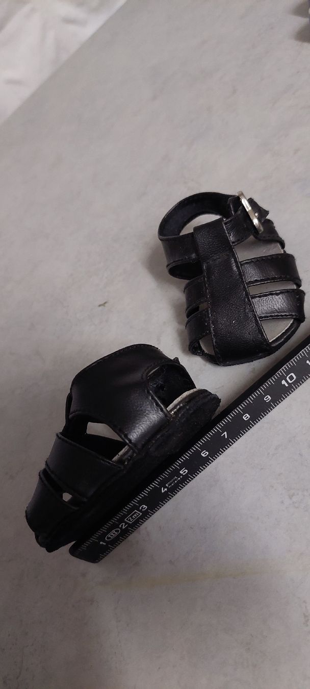 Bambole: 5 Paar Puppenschuhe  – Usato da Muri AG venduto da nindo1 1