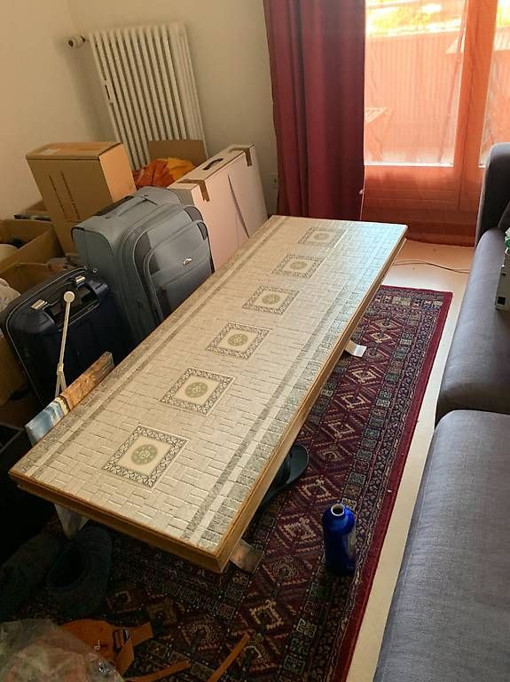 Tische: Couchtisch Beistelltisch Sofa tisch – Gebraucht aus Dietikon von Ghiekorggmail