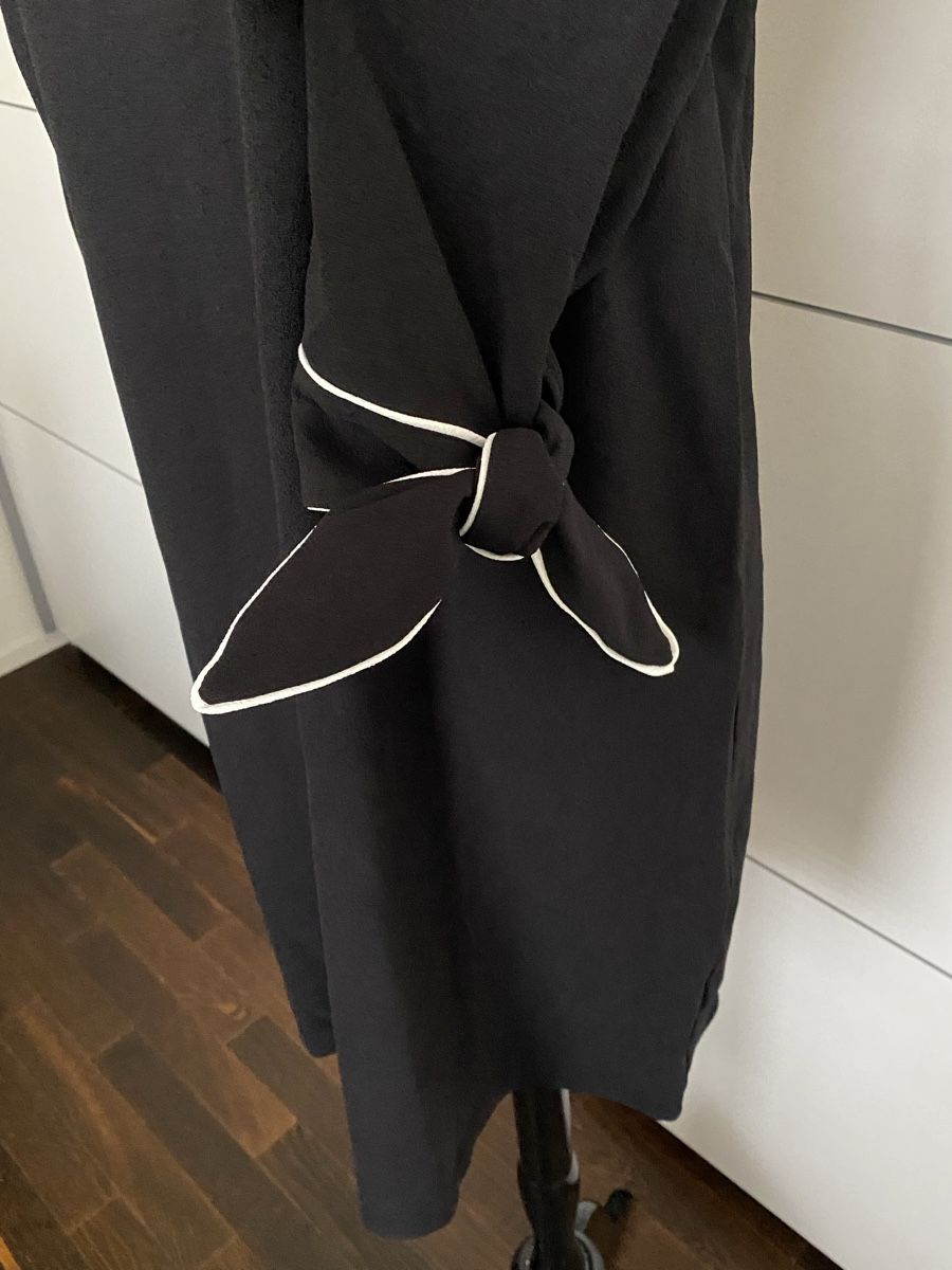 Robes: Etuikleid / Kleid in Gr. M – Neuf (Voir description) à Olten par ale_nb2x 4