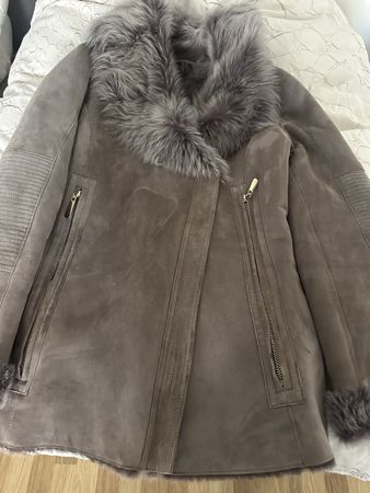 Damen Lammfelljacke mit Pelzbesatz Taupe  Grösse 34 36