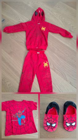 Set Spiderman: Trainer u. T-Shirt Gr. 116, Finken Gr. 29/30