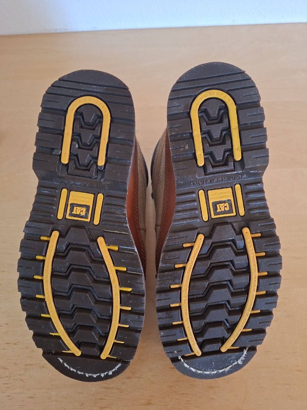 Herrenschuhe: Winterstiefel CAT  – Neu (gemäss Beschreibung) aus Rüti ZH von FelipeCH1993 4