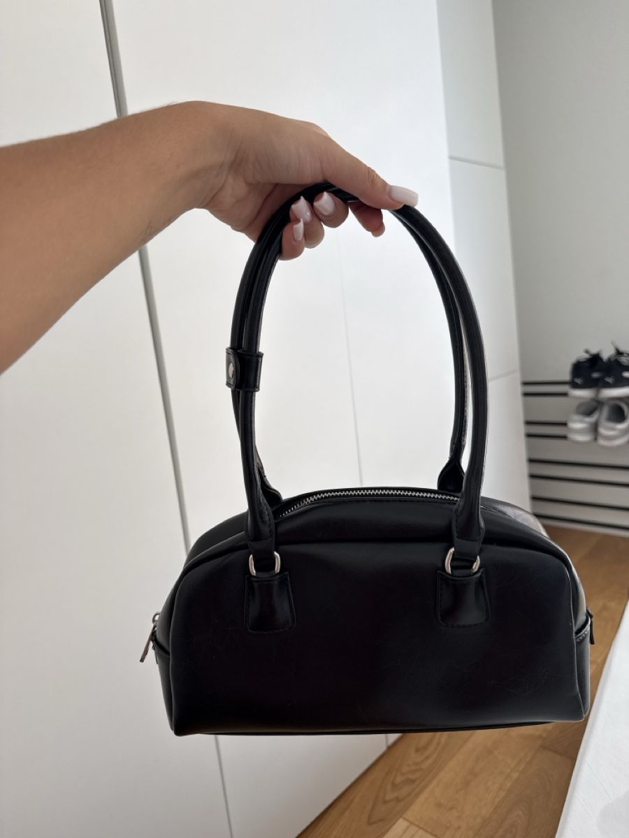 Borse da donna: Hand bag – Usato da Nebikon venduto da Preloved_bykelly