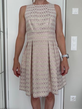 Vince Camuto Kleid