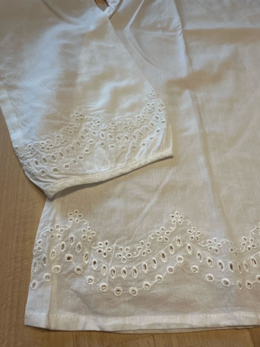 Blusen, T-Shirts & Tops: Mädchen Bluse weiss, Gr. 150 – Gebraucht aus Zürich von xvm_jrm6 1