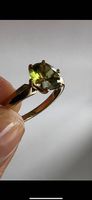 Eleganter 18K Goldring mit Peridot