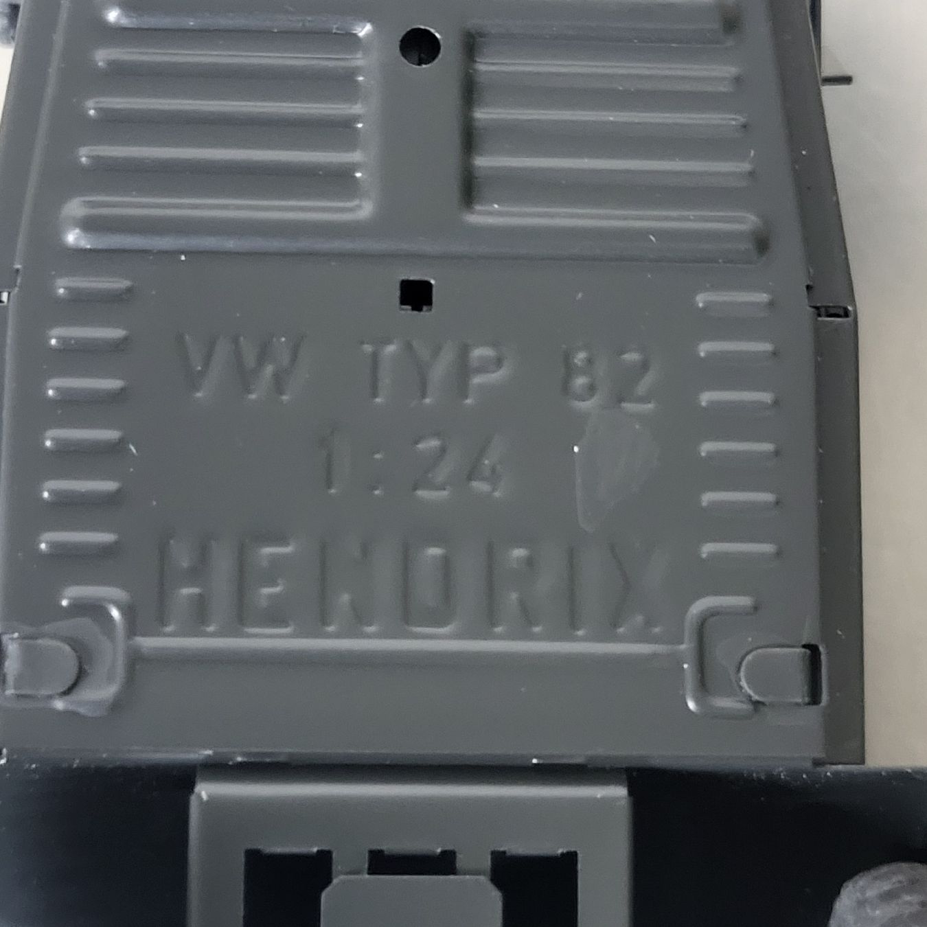 Volkswagen Modellautos: Kübelwagen Modell 1 : 24 – Neu (gemäss Beschreibung) aus Zürich von timbuktu03 5