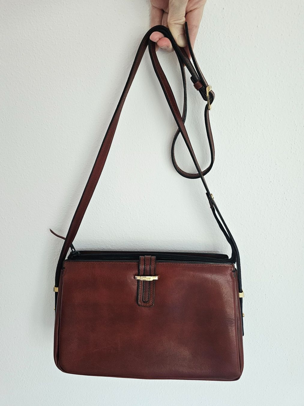 Bally Borse da donna: Bally Leather Crossbody / Shoulder Bag – Usato da Origlio venduto da ann_q6qv 2