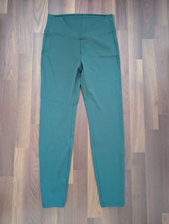 OYSHO Evermove Damen-Leggings Gr. L dunkelgrün High Waist.
