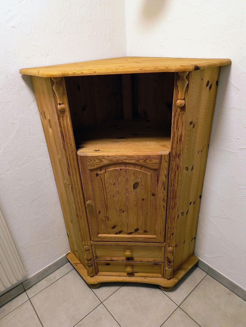Articoli in legno: Eckmöbel massiv holz – Usato da VORDERTHAL venduto da ducati821 2