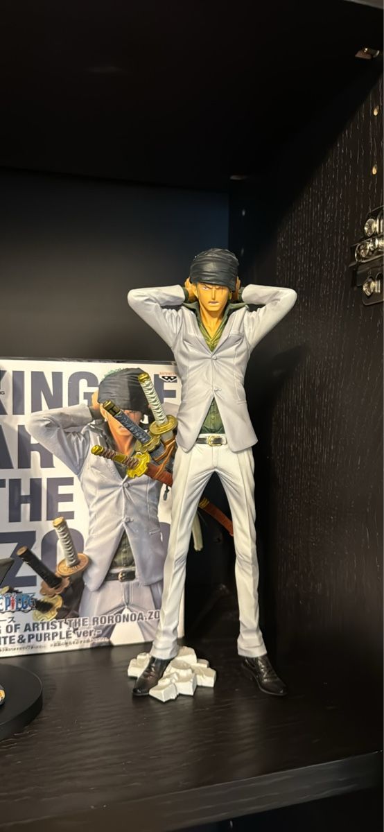 Statuette: Figurine one piece Zoro – Nuovo (secondo la descrizione) da Montmollin venduto da gae_7ynd