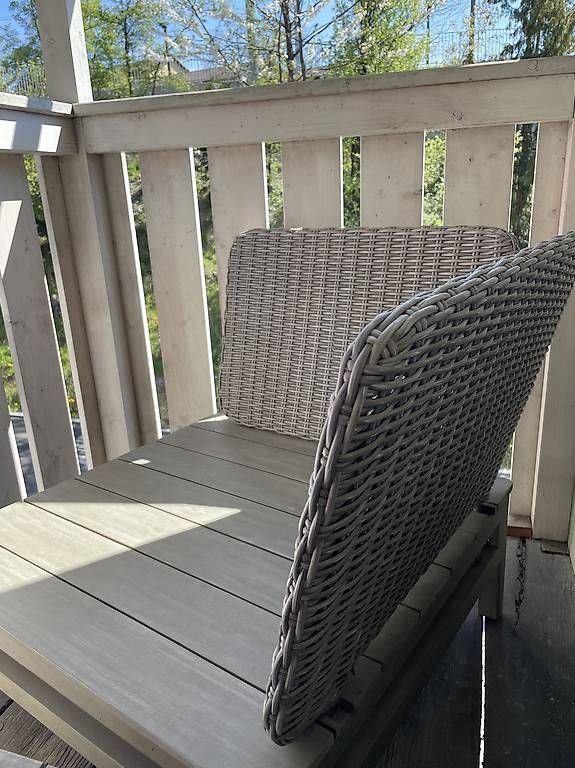 Divani: Stylish & Comfy Outdoor Lounge Couch - Excellent Condition! – Usato da Zürich venduto da nindina 1