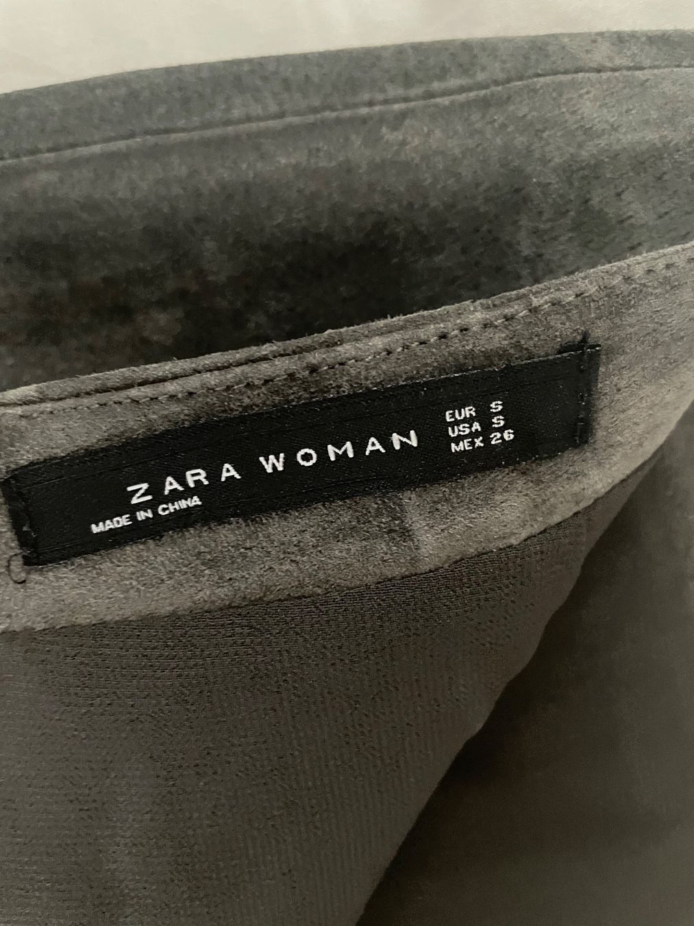 Zara Gonne: Zara Rock Wildlederoptik – Difettoso da Lausen venduto da san_ddq5 2