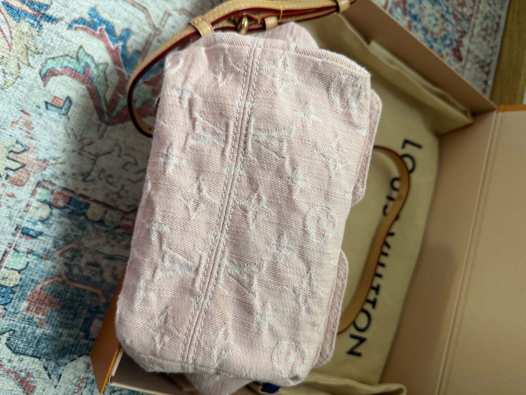 Louis Vuitton Zaini: Louis Vuitton Venice Denim Rosa Rucksack – Nuovo e nell'imballaggio originale da Riehen venduto da karolina3 6