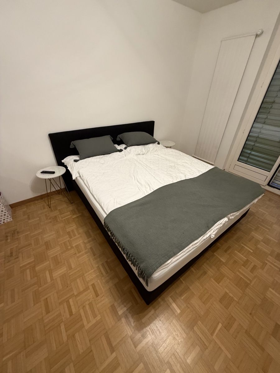Letti: Bett schwarz Grösse 160x200cm – Usato da Baden venduto da sch_v9d5